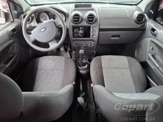 2011 FORD FIESTA 