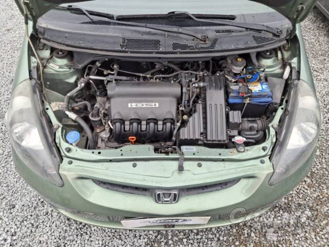2004 HONDA FIT 