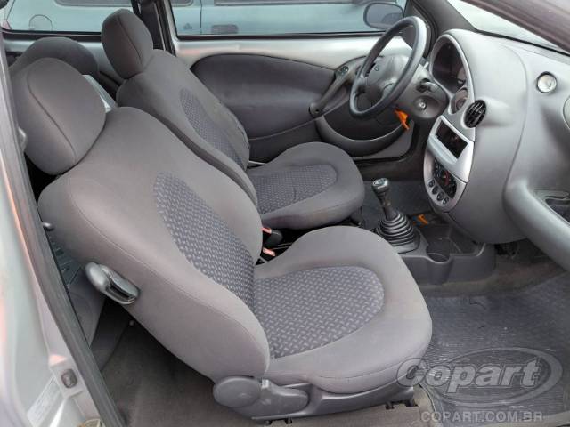 2004 FORD KA 