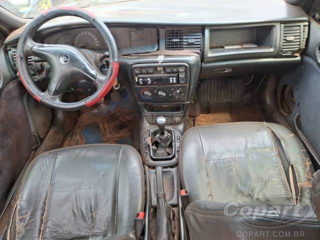 1998 CHEVROLET VECTRA 