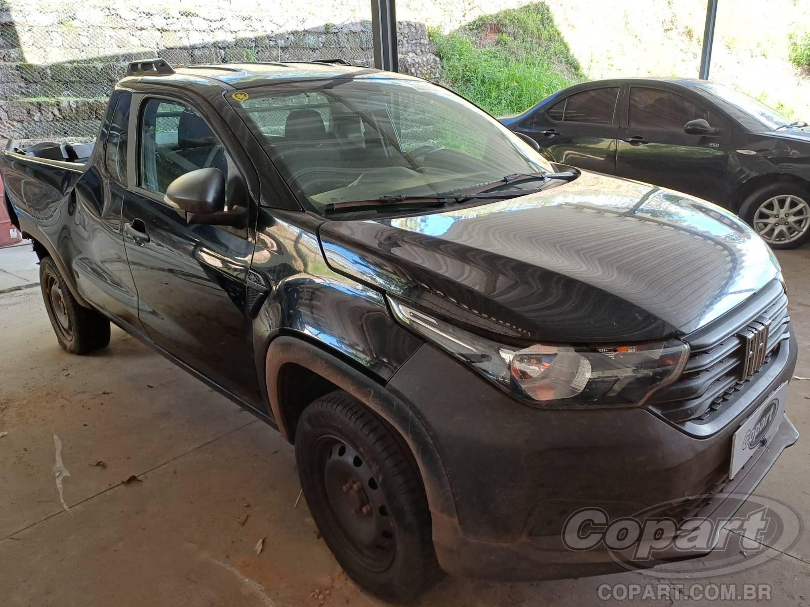 Veículo Fiat Strada Fiat Strada Endurance 1.3 Firefly 2025 Médio Dano Traseiro 2025 em leilão