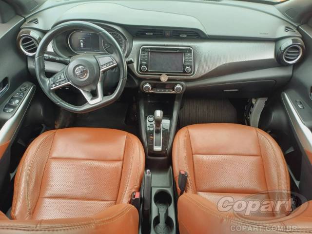 2017 NISSAN KICKS 