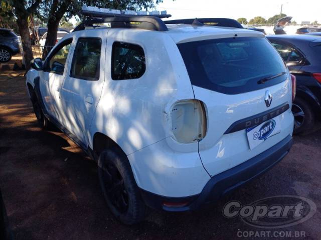 2022 RENAULT DUSTER 