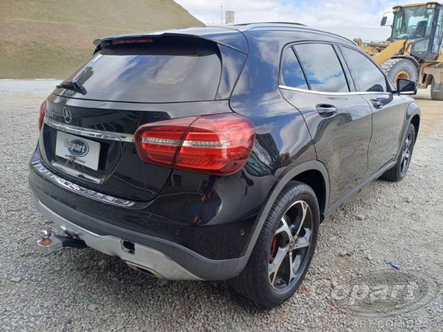 2018 MERCEDES BENZ GLA 
