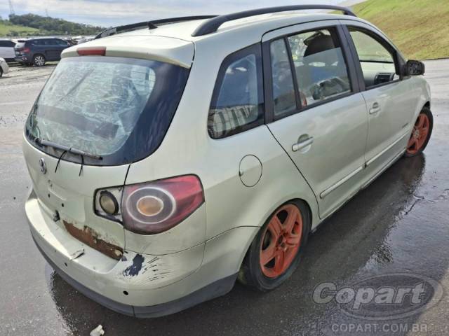 2009 VOLKSWAGEN SPACEFOX 