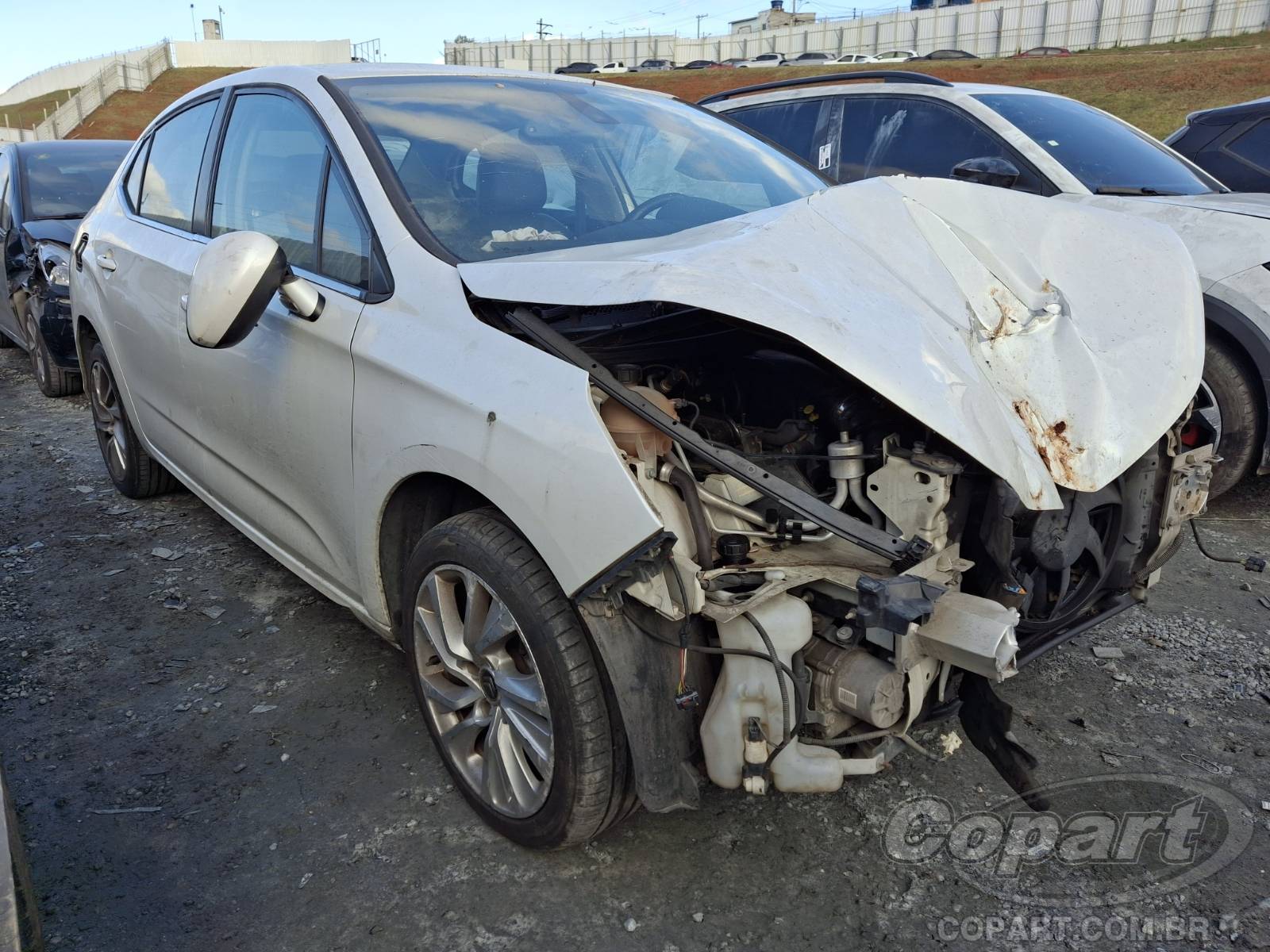 Veículo Peugeot C4 Lounge CITROEN C4 LOUNGE Tendance 1.6 16V THP Turbo 2014 2015 em leilão