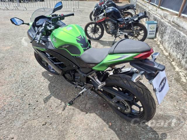2023 KAWASAKI NINJA 300 