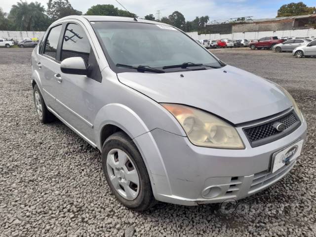 2010 FORD FIESTA SEDAN 