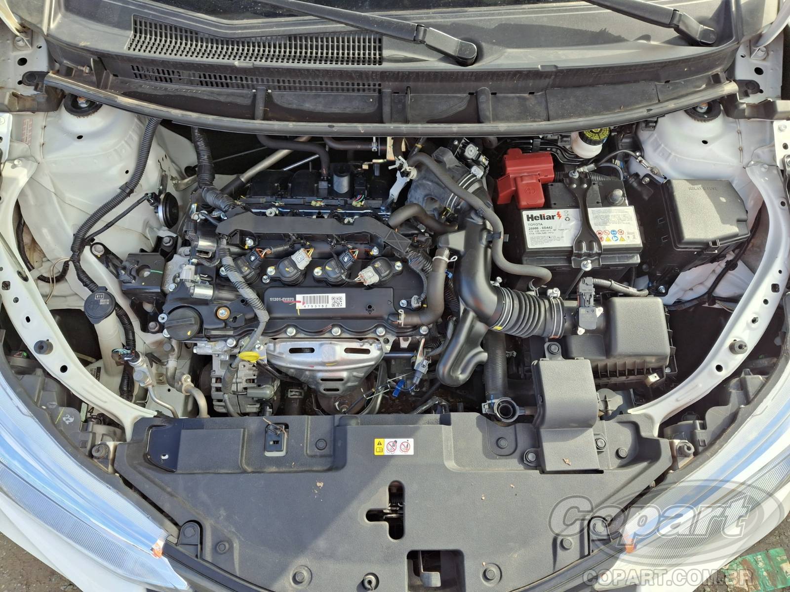 2025 TOYOTA YARIS SEDA — foto 7 de 10