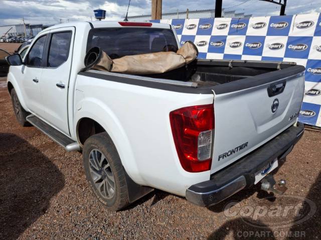 2022 NISSAN FRONTIER CD 