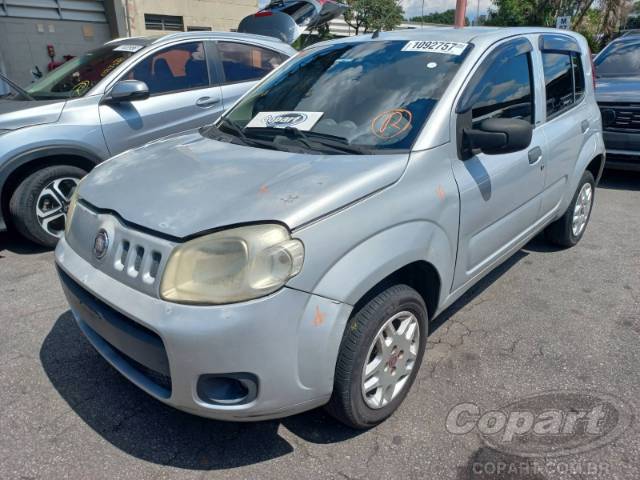 2013 FIAT UNO 