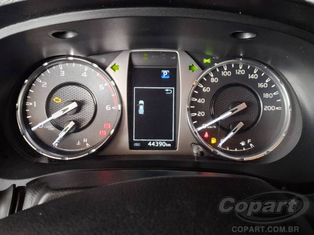 2024 TOYOTA HILUX CD 