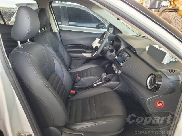2025 NISSAN Kicks Play 