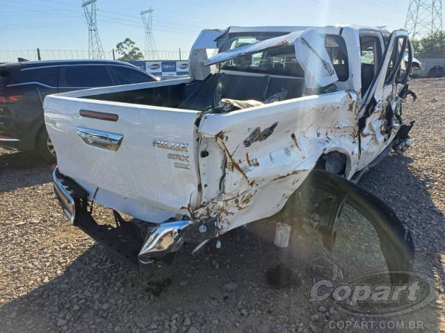 2025 TOYOTA HILUX CD 