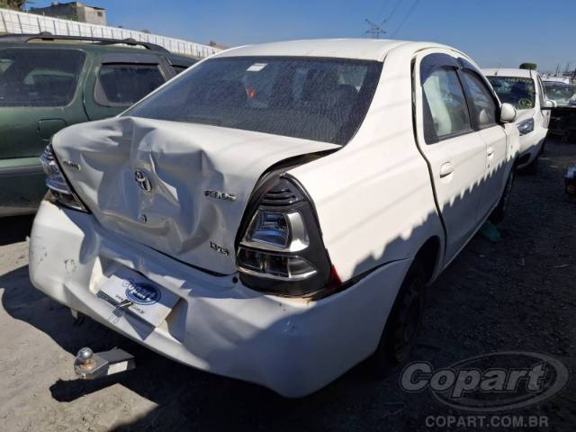 2013 TOYOTA ETIOS SEDA 