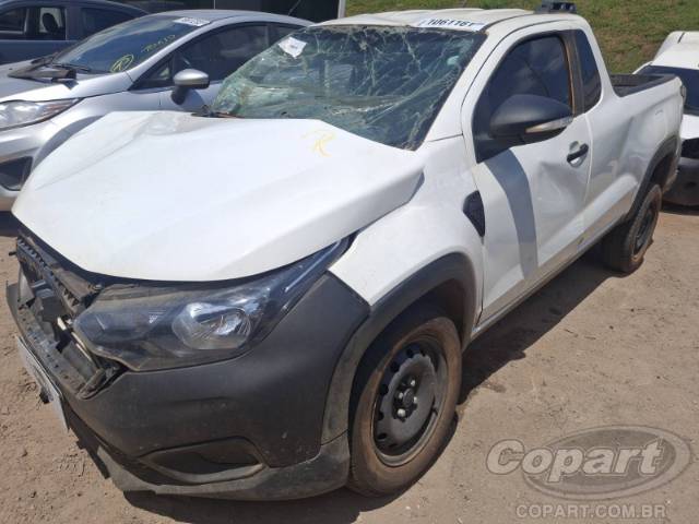 2025 FIAT STRADA 