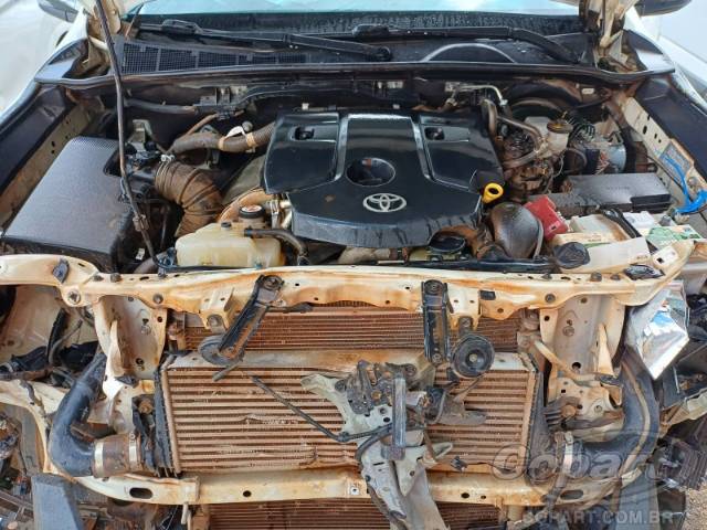 2019 TOYOTA HILUX CD 