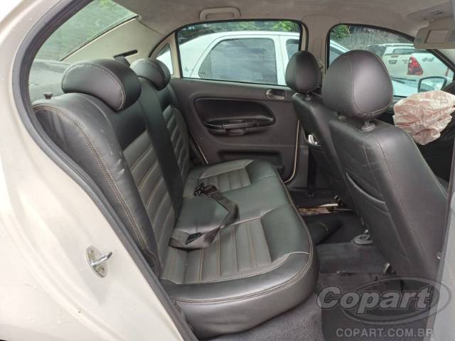 2014 VOLKSWAGEN VOYAGE 
