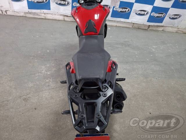 2025 BAJAJ DOMINAR 
