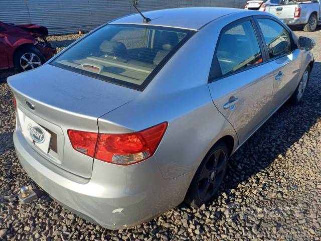 2011 KIA CERATO 