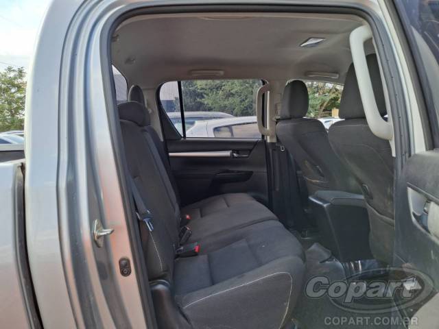 2024 TOYOTA HILUX CD 