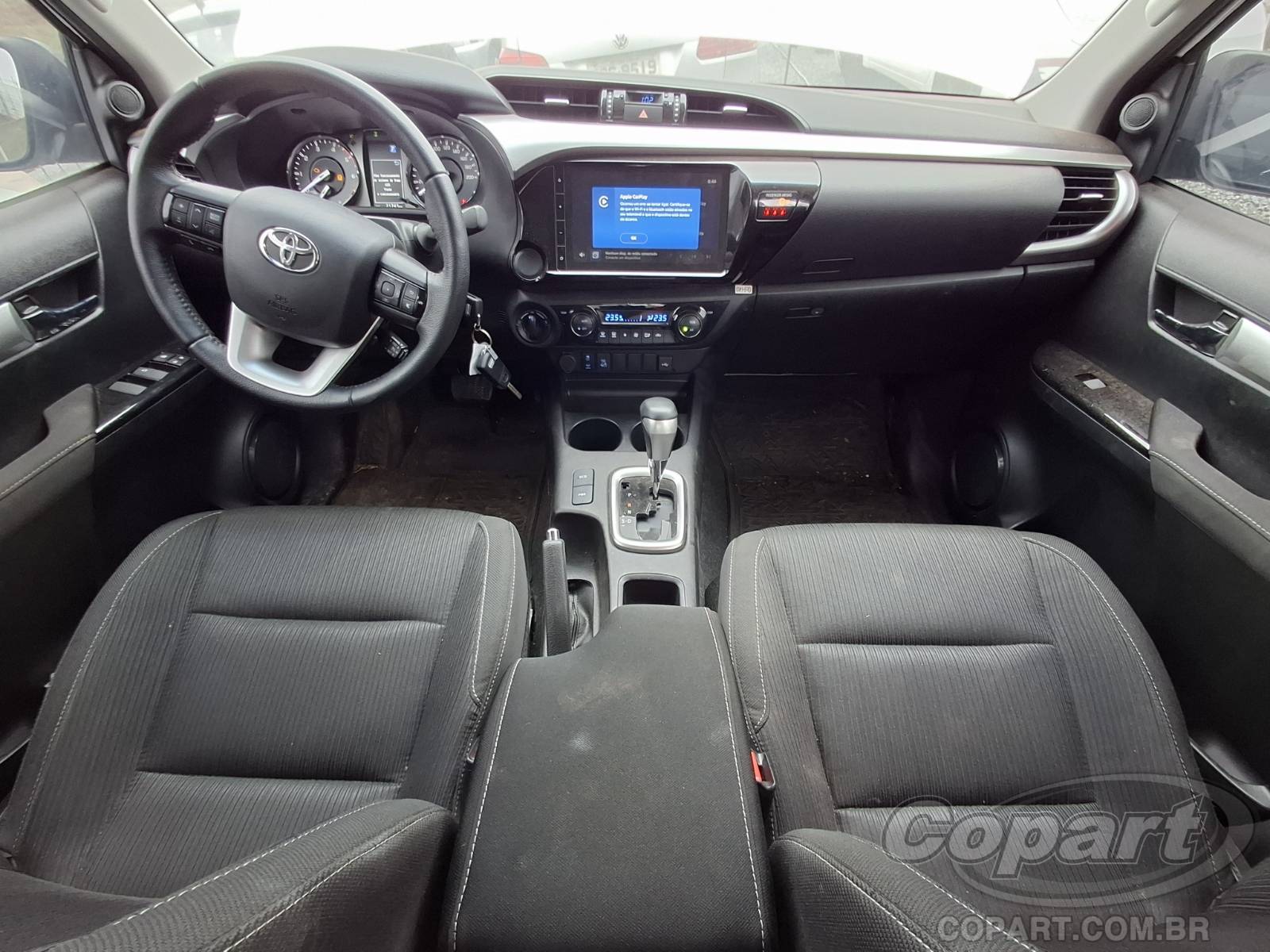 2025 TOYOTA HILUX CD — foto 9 de 10