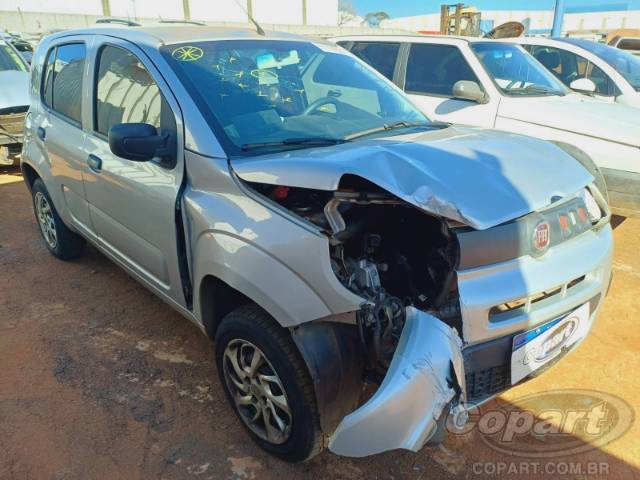 2016 FIAT UNO 