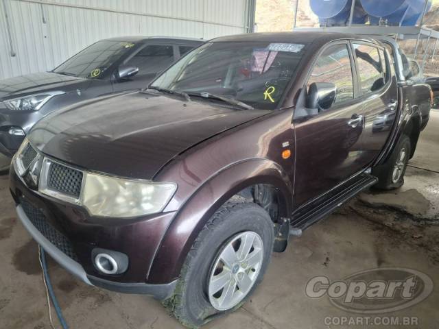 2013 MITSUBISHI L200 TRITON 