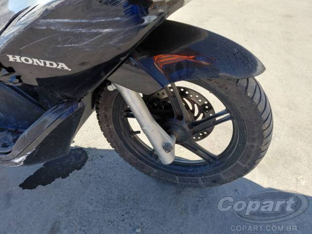 2015 HONDA PCX 