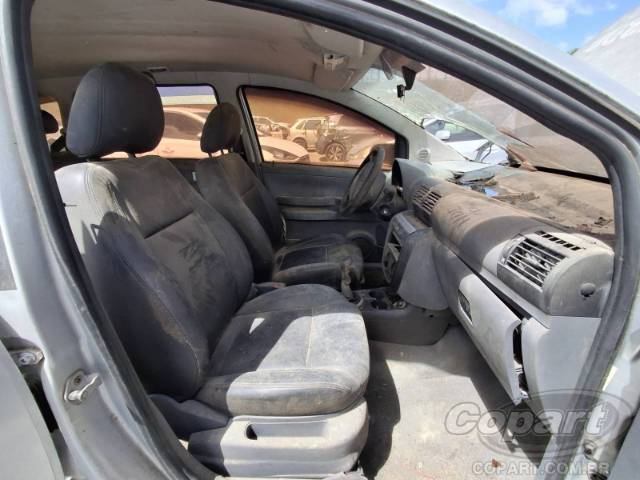 2010 VOLKSWAGEN SPACEFOX 