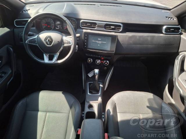 2025 RENAULT DUSTER 