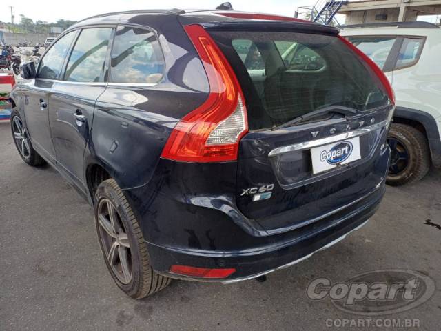 2016 VOLVO XC60 
