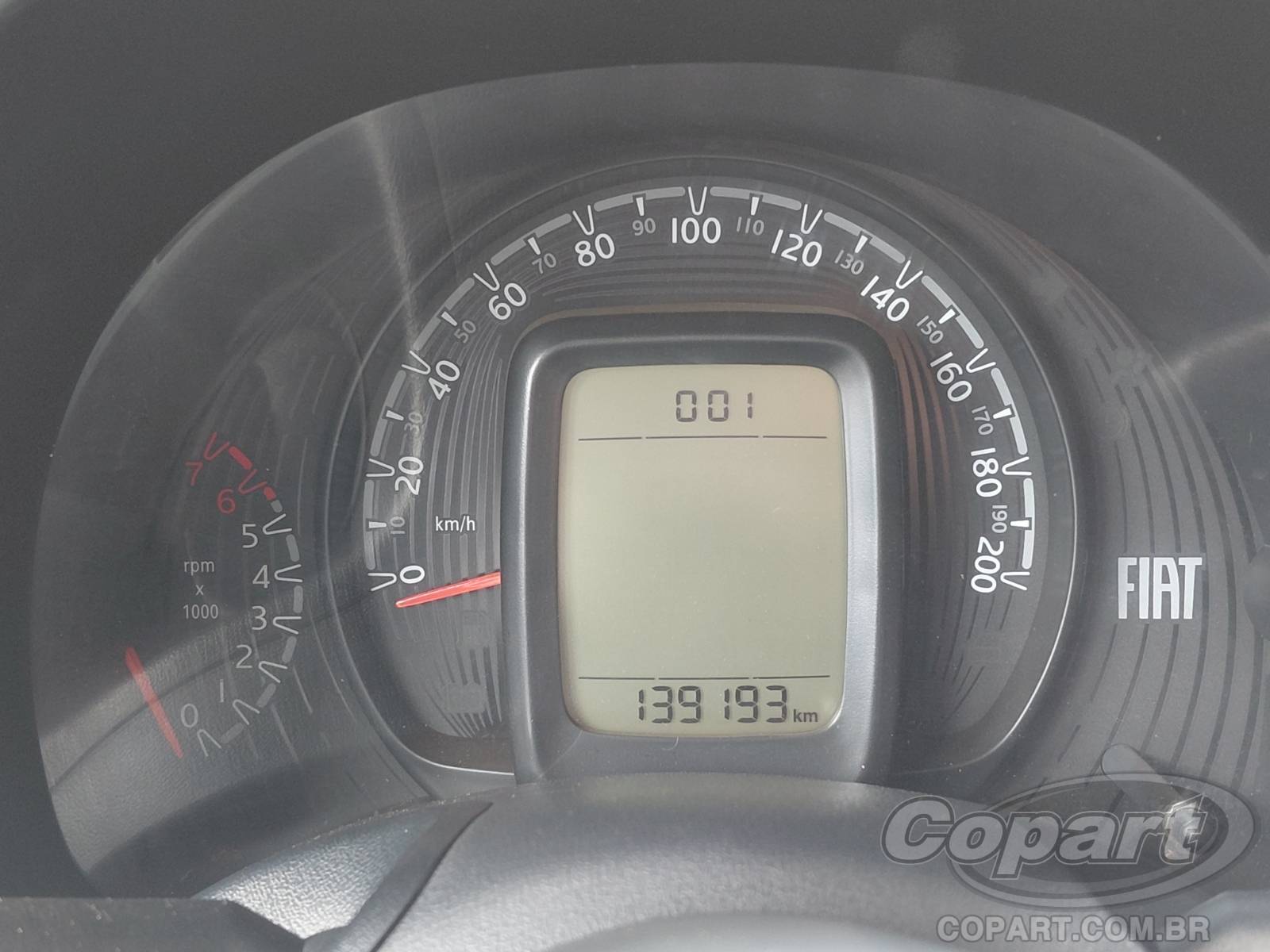 2017 FIAT MOBI — foto 8 de 10