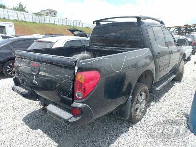 2015 MITSUBISHI L200 TRITON 