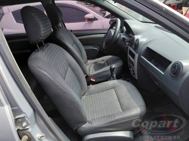 2008 RENAULT LOGAN 