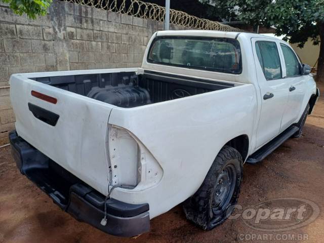 2020 TOYOTA HILUX CD 