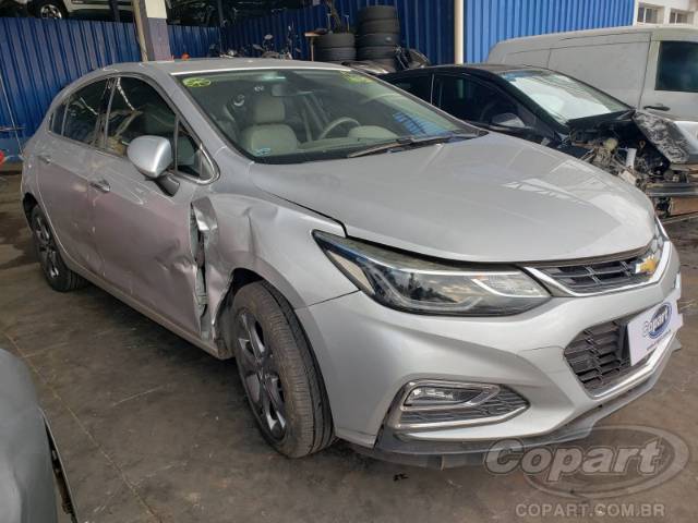 2017 CHEVROLET CRUZE HATCH 
