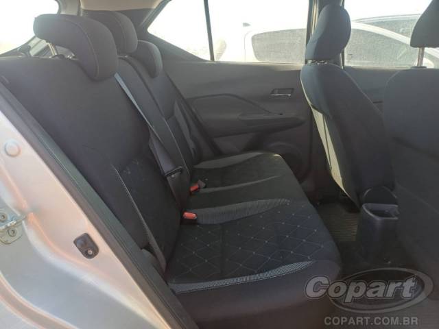 2019 NISSAN KICKS 