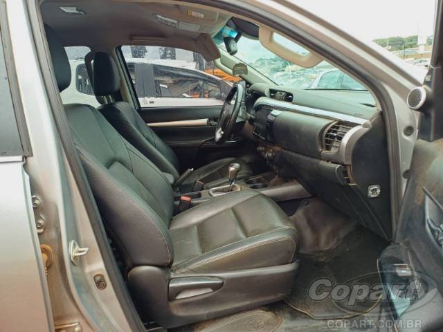 2024 TOYOTA HILUX CD 