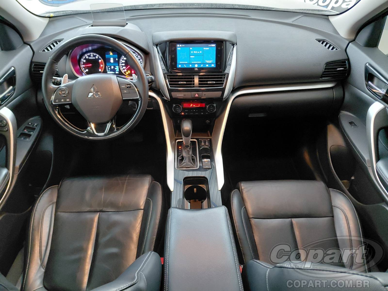 Foto 9 de 10: 2024 MITSUBISHI ECLIPSE CROSS