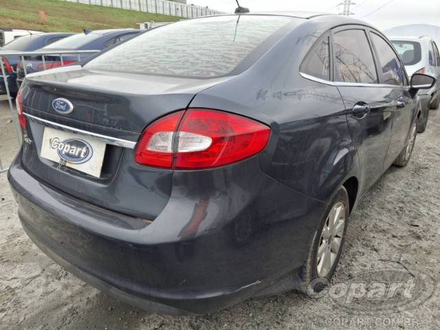2011 FORD FIESTA SEDAN 