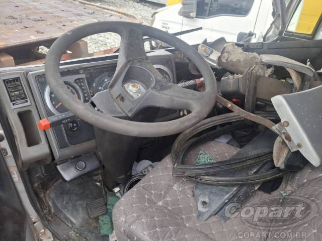 2009 FORD CARGO 815E 