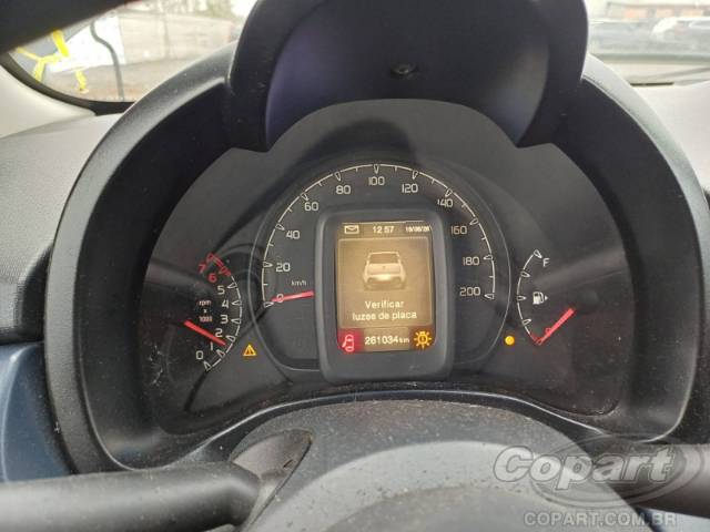 2015 FIAT UNO 
