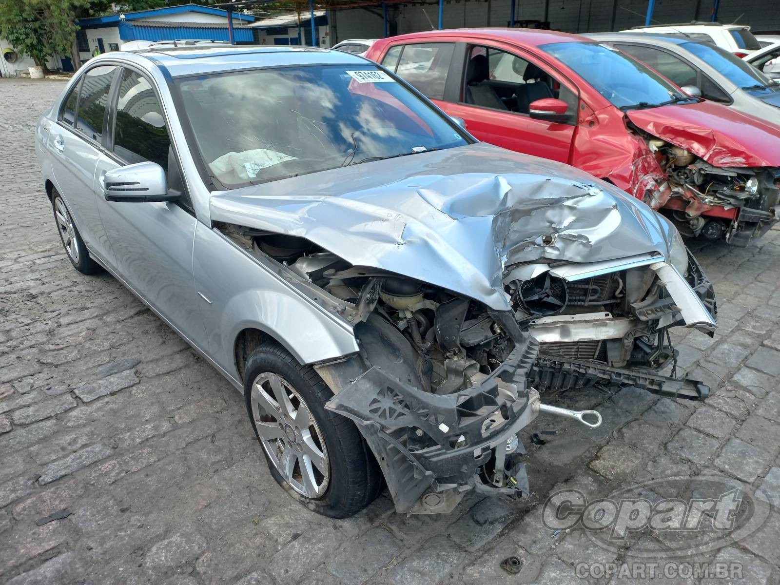 Veículo Mercedes-Benz Classe C Mercedes Benz Classe C 180 K 1.6 Kompressor 2011 Colisão Média Monta 2011 em leilão