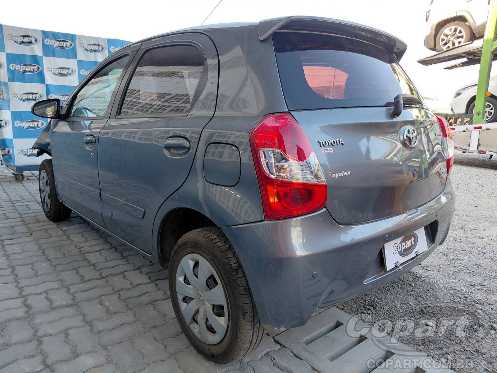 Foto 3: 2015 TOYOTA ETIOS Etios XS 1.5 16V