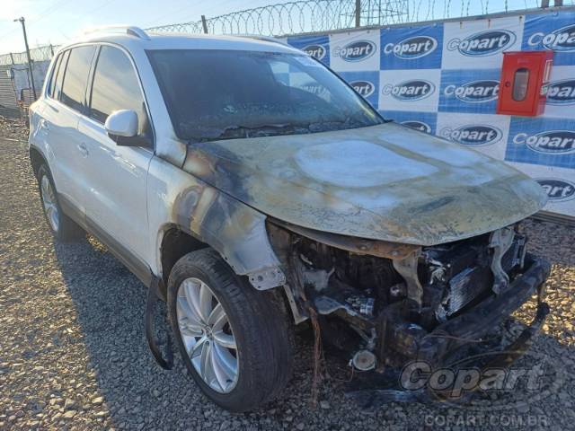 2014 VOLKSWAGEN TIGUAN 