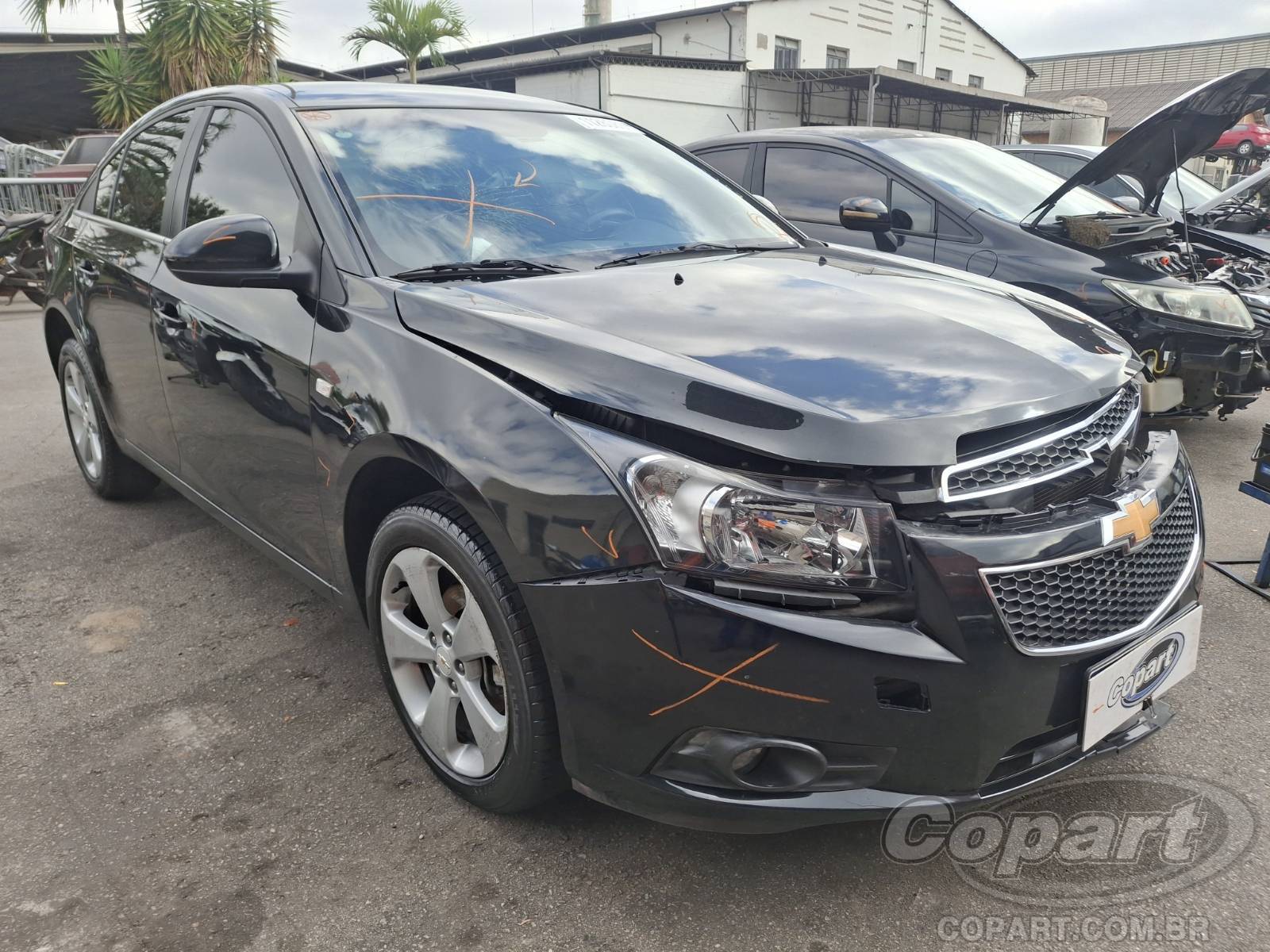 Veículo GM - Chevrolet Cruze Subaru Legacy 3.6 R-S 2015 Conservado 2012 em leilão