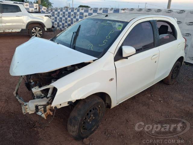 2014 TOYOTA ETIOS 