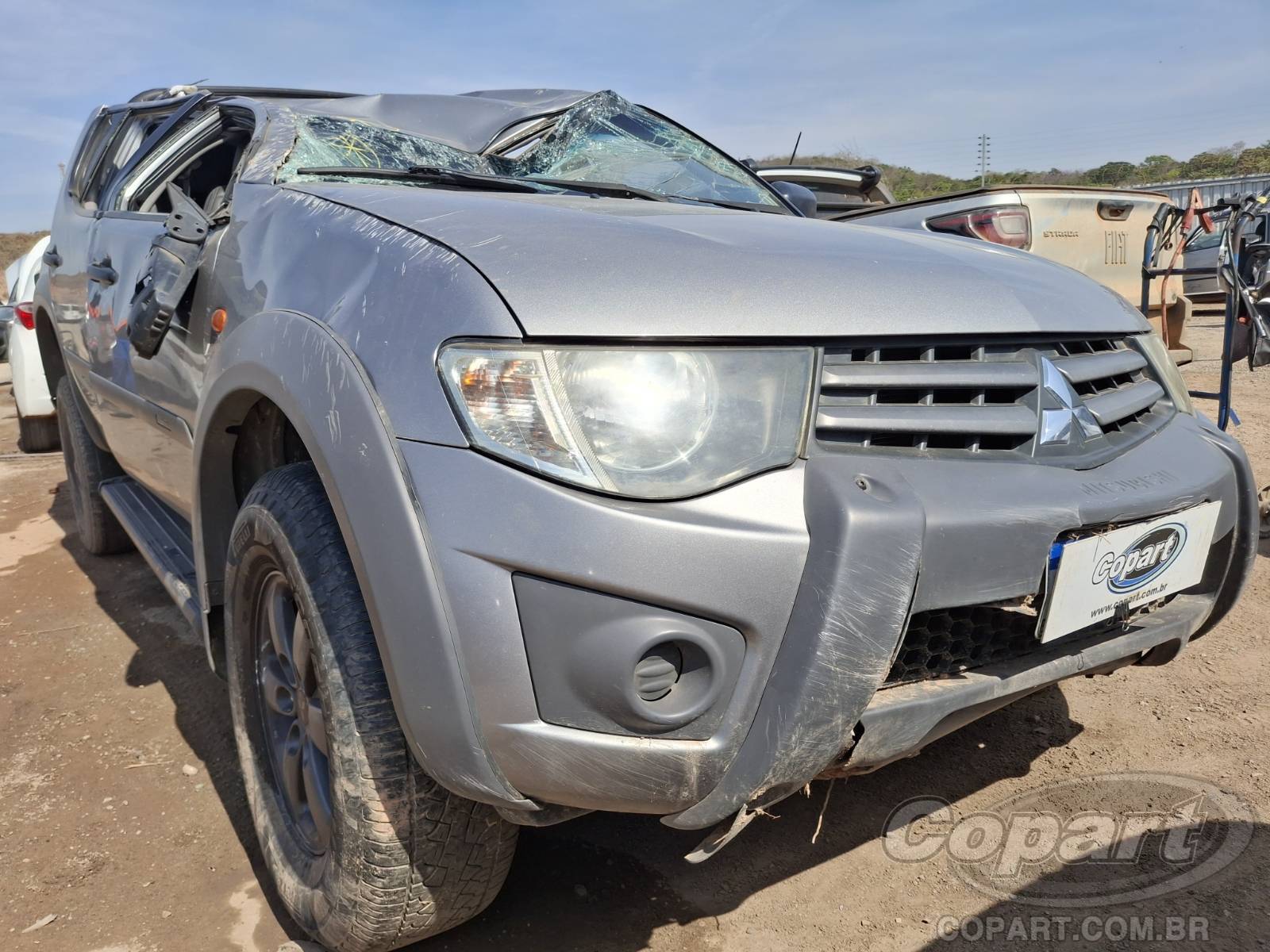 Veículo Mitsubishi L200 Mitsubishi L200 Triton 2.4 16V 2017 2017 em leilão