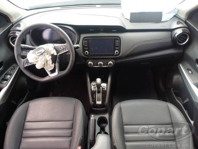 2025 NISSAN Kicks Play 